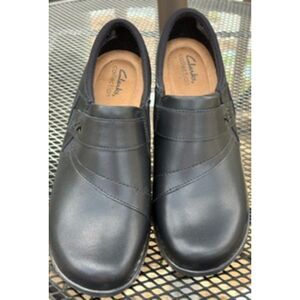 Clarks, Angie Pearl Slip On 26164068 Black Leather Women's Size 9W